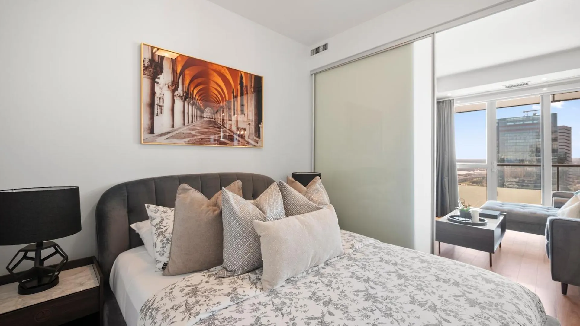 Stylish One Bedroom Suite - Entertainment District Toronto 0*,